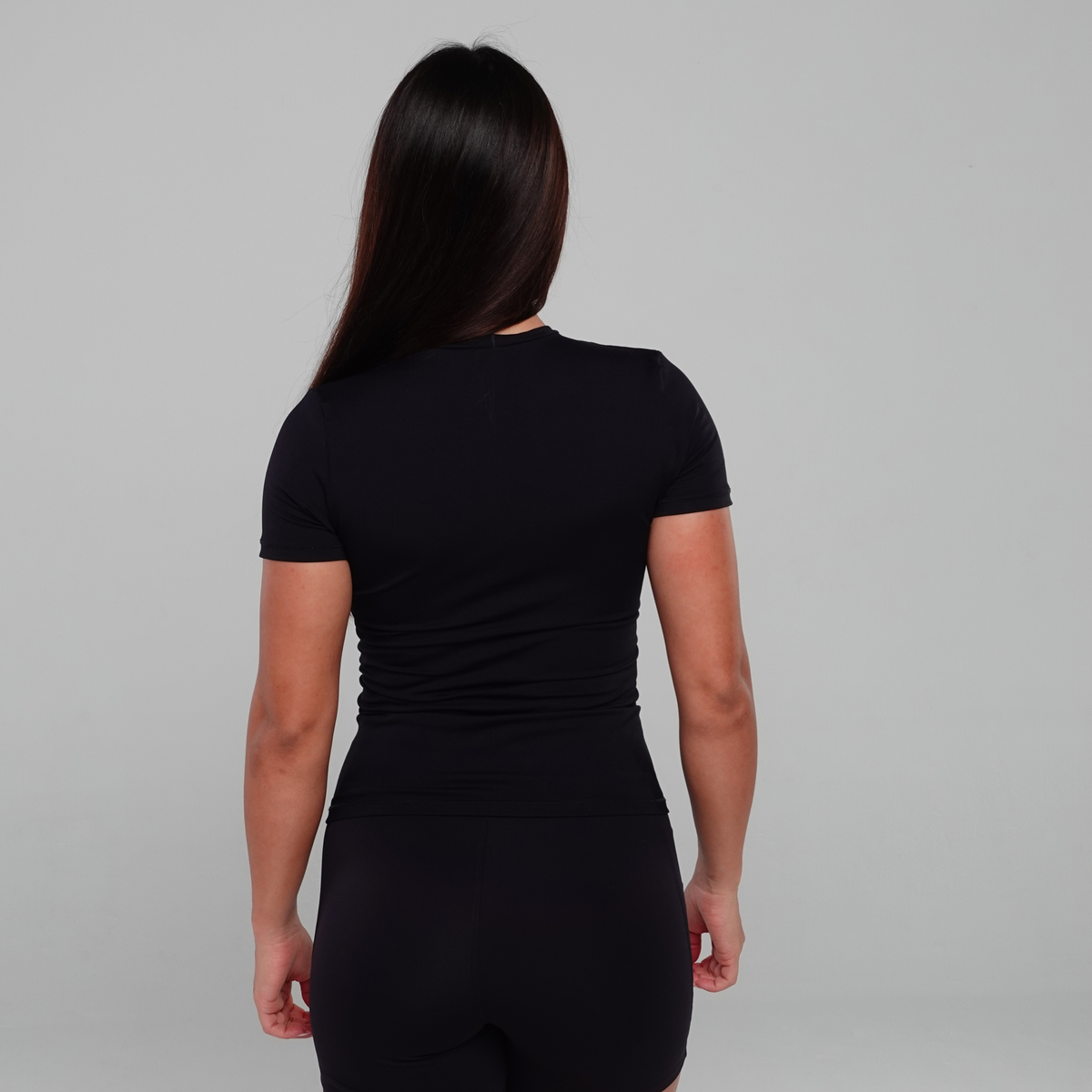 Camiseta Baby Tee - PRETO