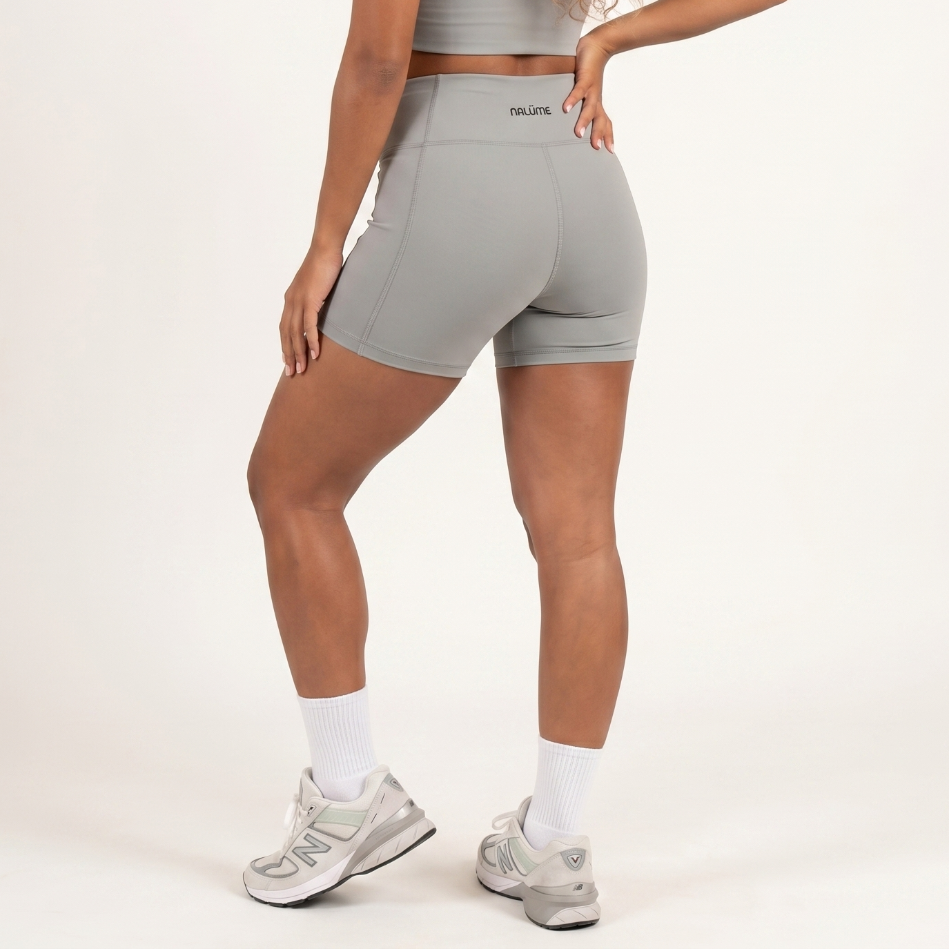 Short Aurea - Cinza